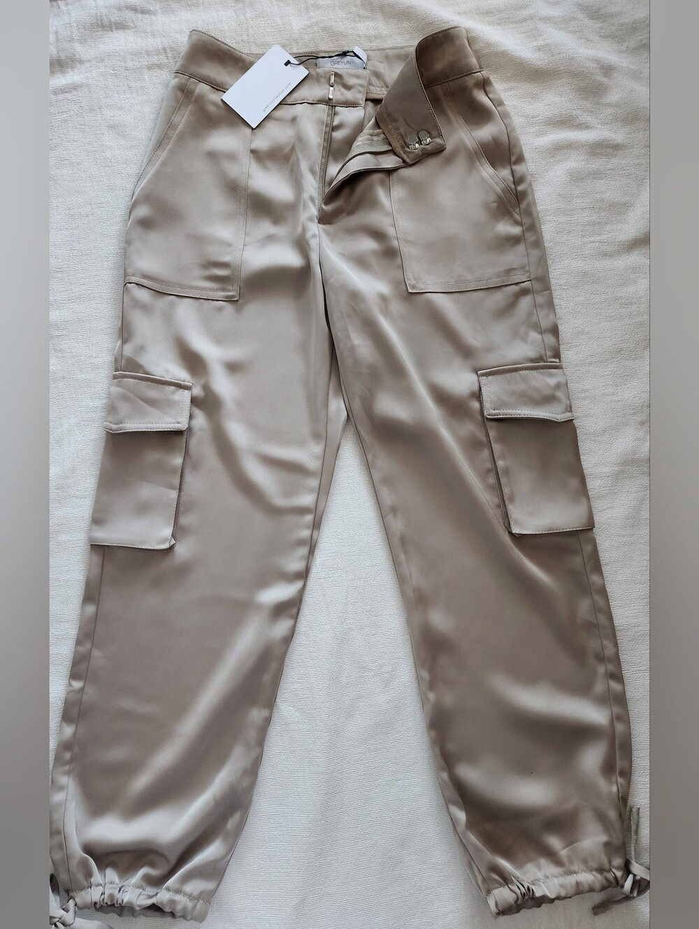 NWT Greylin Satin Cargo Pants Champagne Beige Joggers XS